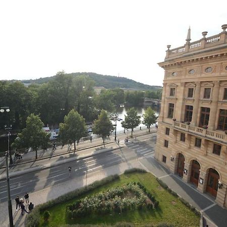 Fabulous River View Studio In The Heart Of Praga Zewnętrze zdjęcie